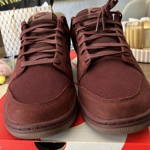 Nike Dunk Low Burgundy Crush Size 13 NIB - Picture 2 of 5